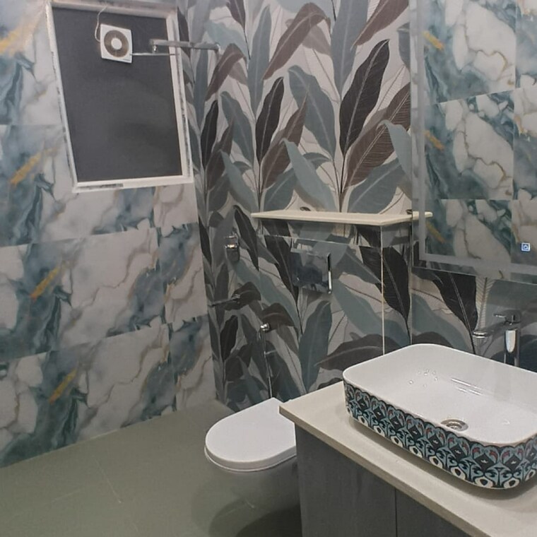 Team Area, lajpat nagar 2 Bedroom 900 Sq.Ft. Builder Floor In Lajpat Nagar Delhi 9552057