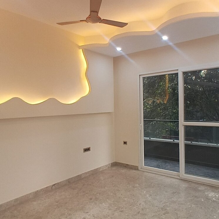 Room, lajpat nagar 2 Bedroom 900 Sq.Ft. Builder Floor In Lajpat Nagar Delhi 9552057