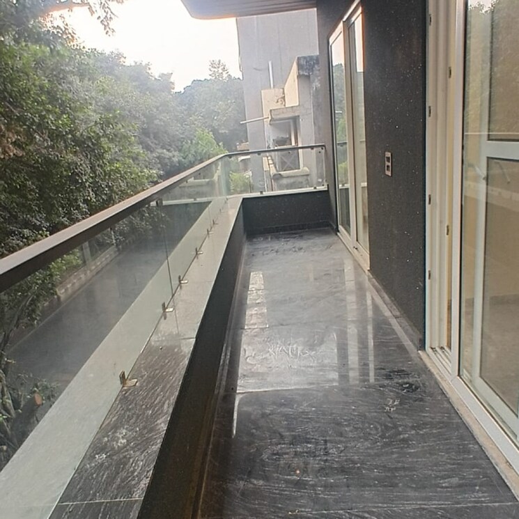 Balcony, lajpat nagar 2 Bedroom 900 Sq.Ft. Builder Floor In Lajpat Nagar Delhi 9552057