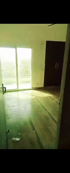 2 BHK + Pooja Room Apartment For Sale in MGI Gharaunda