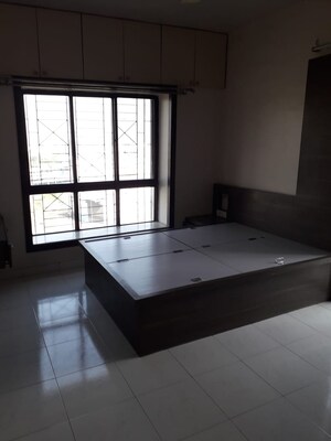 Master Bedroom in 3 BHK Apartment at Kothrud – for Rent