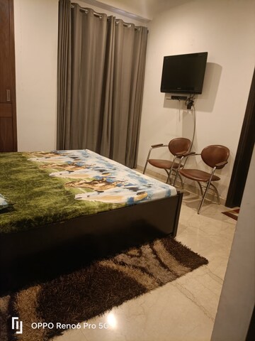 Bedroom in 3 BHK Builder Floor at Safdarjung Enclave – for Rent