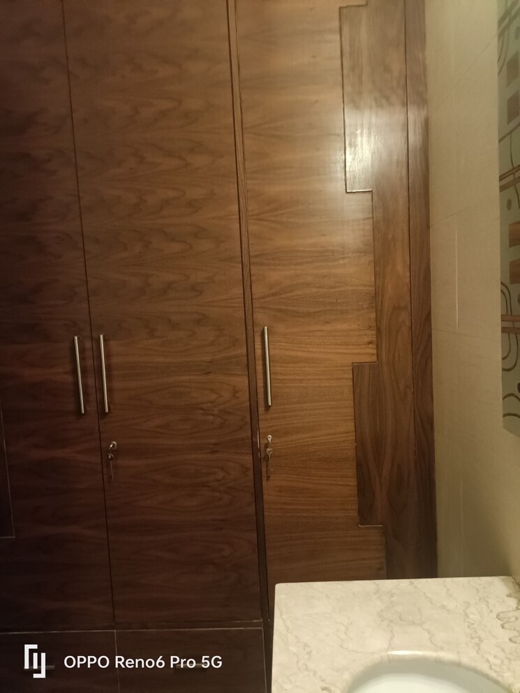 Other, safdarjung enclave 3 Bedroom 200 Sq.Yd. Builder Floor In Safdarjung Enclave Delhi 9552042