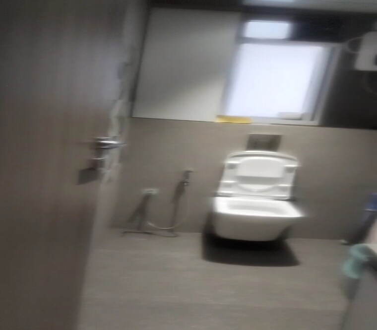 Bathroom, matunga east 3 Bedroom 1400 Sq.Ft. Apartment In Matunga East Mumbai 9552074