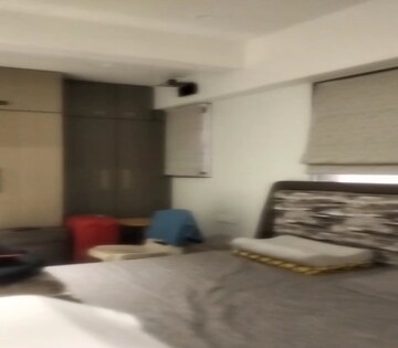 Bedroom in 3 BHK Apartment at Matunga East – for Rent