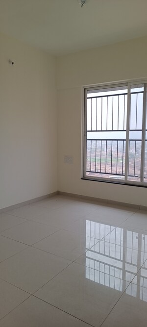 Room in 2 BHK Apartment at Kolte Patil Life Republic, Hinjewadi – for Rent