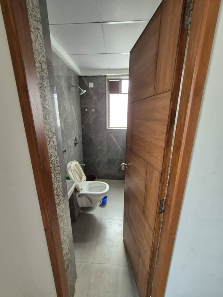 Attached Bathroom, chandkheda 2 Bedroom 1350 Sq.Ft. Apartment In Chandkheda Ahmedabad 9552096