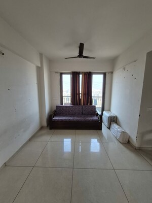 Living Room in 2 BHK Apartment at Chandkheda – for Rent