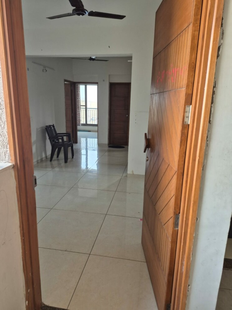 undefined, chandkheda 2 Bedroom 1350 Sq.Ft. Apartment In Chandkheda Ahmedabad 9552096