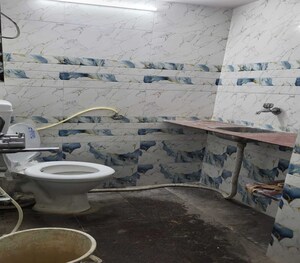 Bathroom in 1 BHK Apartment at Matunga East – for Rent