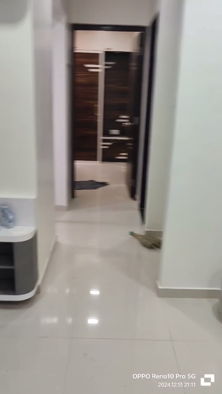 undefined, lokhandwala-vinay-tower 2 Bedroom 800 Sq.Ft. Apartment In Kandivali East Mumbai 9552130