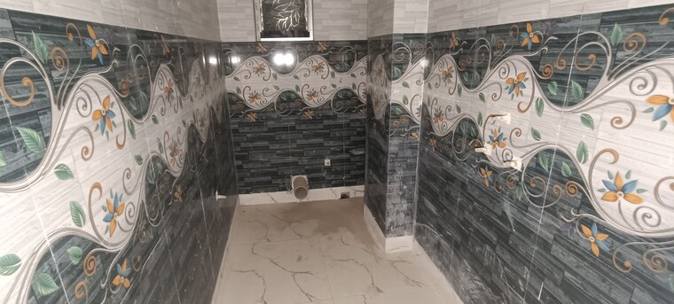 Bathroom, rajarhat chowmatha 2 Bedroom 909 Sq.Ft. Apartment In Rajarhat Chowmatha Kolkata 9552154