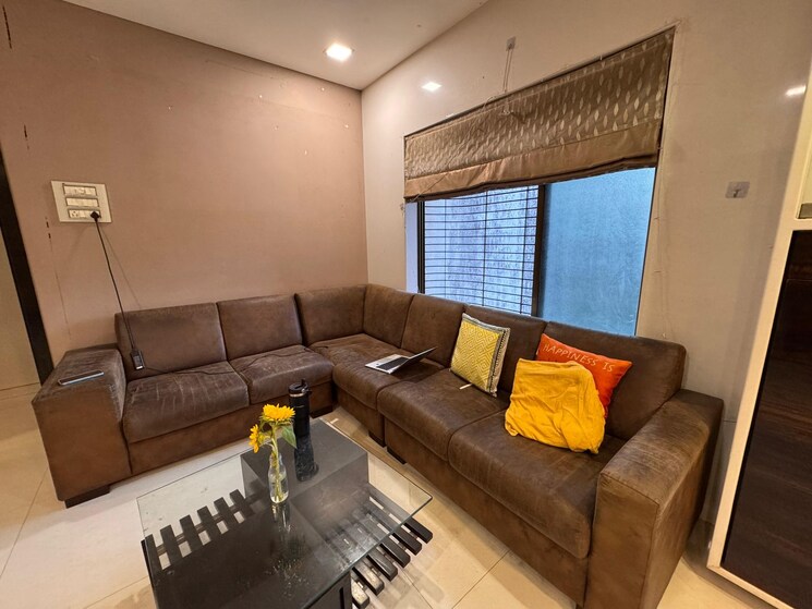 Living Room, matunga east 3 Bedroom 1300 Sq.Ft. Apartment In Matunga East Mumbai 9552188