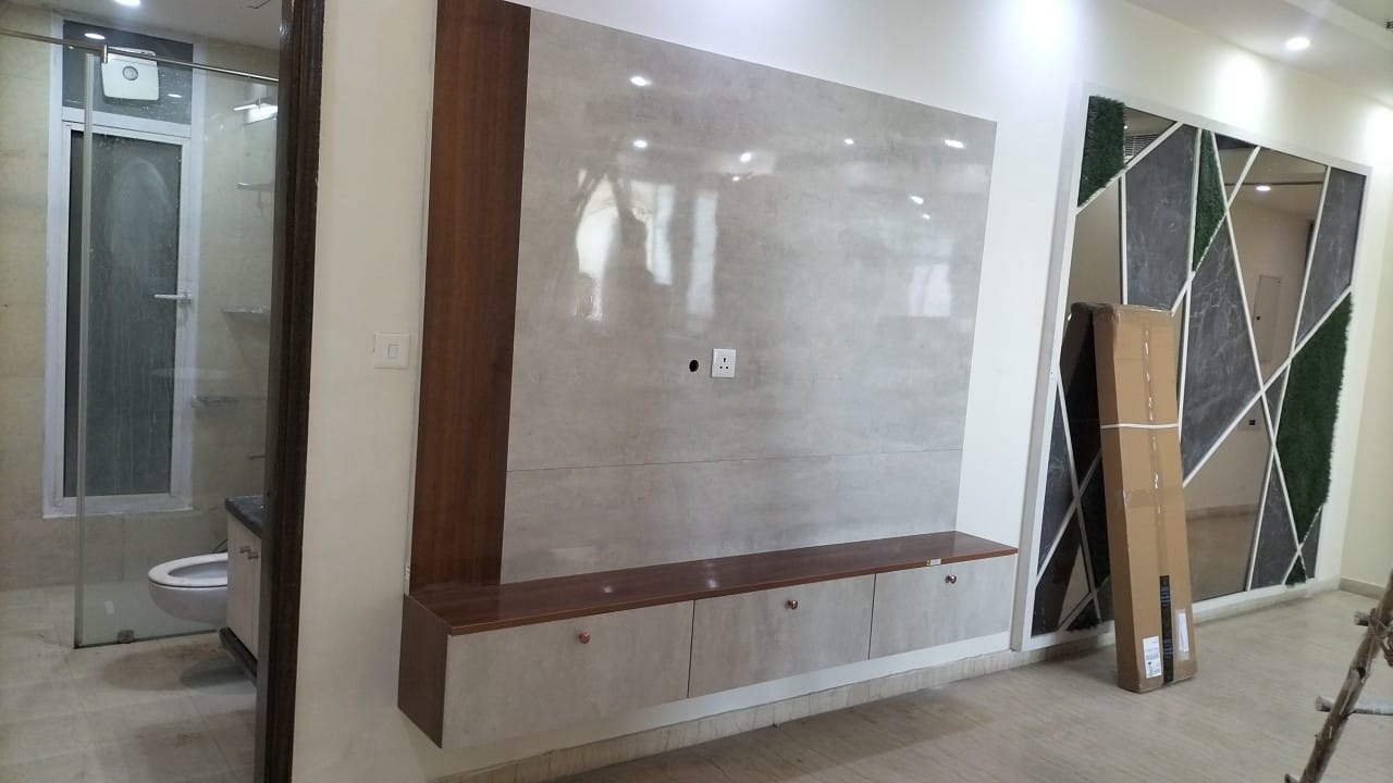 4 BHK Apartment For Rent in Mahagun Mezzaria