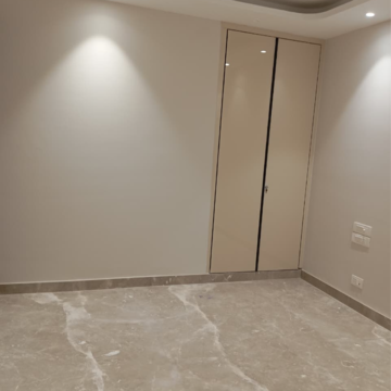 Room in 2 BHK Independent House at Lajpat Nagar – for Rent