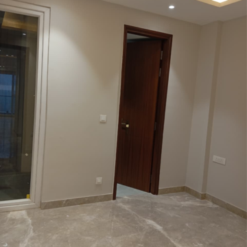 Room in 2 BHK Independent House at Lajpat Nagar – for Rent