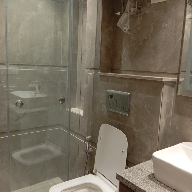 Bathroom, lajpat nagar 2 Bedroom 900 Sq.Ft. Independent House In Lajpat Nagar Delhi 9552247