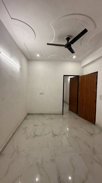 Living Room in 1 BHK Builder Floor at Chattarpur – for Rent