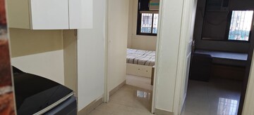 Room in 3 BHK Apartment at Mount Everest Apartment, Bhakti Park – for Rent