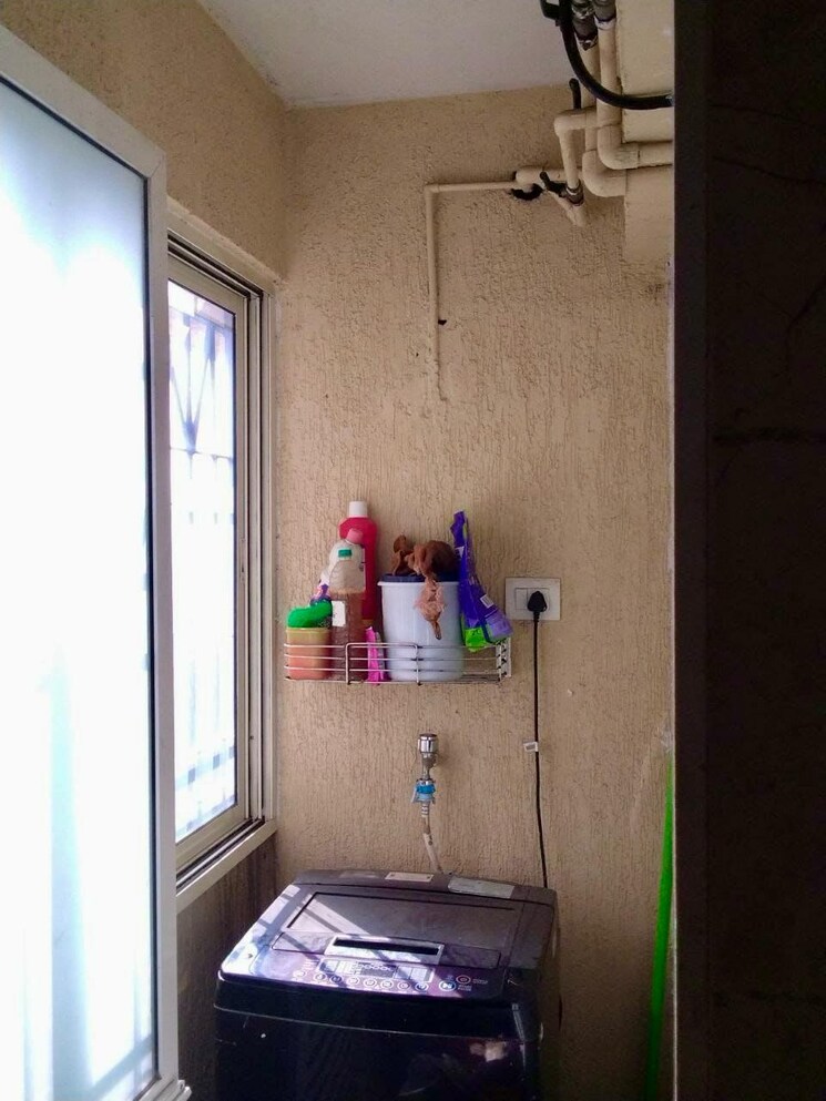 Kitchen, dosti-west-county 1.5 Bedroom 700 Sq.Ft. Apartment In Balkum Pada Thane 9552268