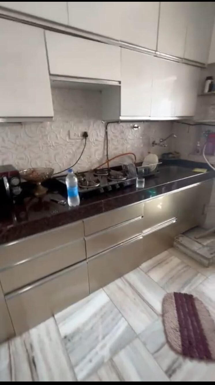 Kitchen, juhu 2 Bedroom 850 Sq.Ft. Apartment In Juhu Mumbai 9552429