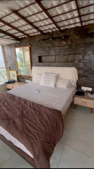 2 BHK Apartment For Rent in Juhu