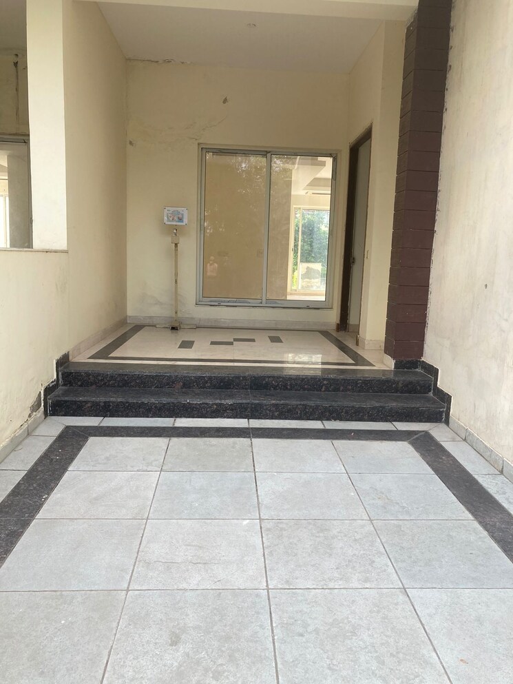 Room, bestech-park-view-ananda 5 Bedroom 5480 Sq.Ft. Villa In Sector 81 Gurgaon 9552375