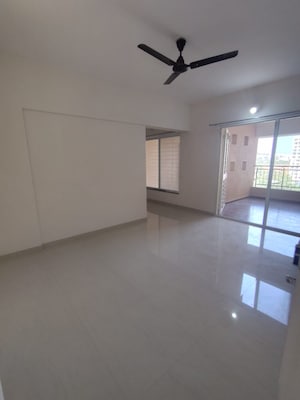 Room in 2 BHK Apartment at Pandit Javdekar Red Earth, Pirangut – for Rent