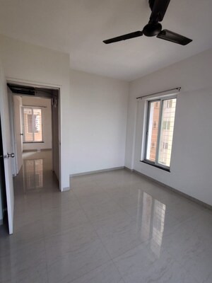 Room in 2 BHK Apartment at Pandit Javdekar Red Earth, Pirangut – for Rent