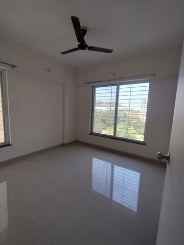 Room in 2 BHK Apartment at Pandit Javdekar Red Earth, Pirangut – for Rent