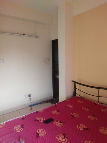 Room in 3 BHK Apartment at Greenfield City, Maheshtala – for Rent