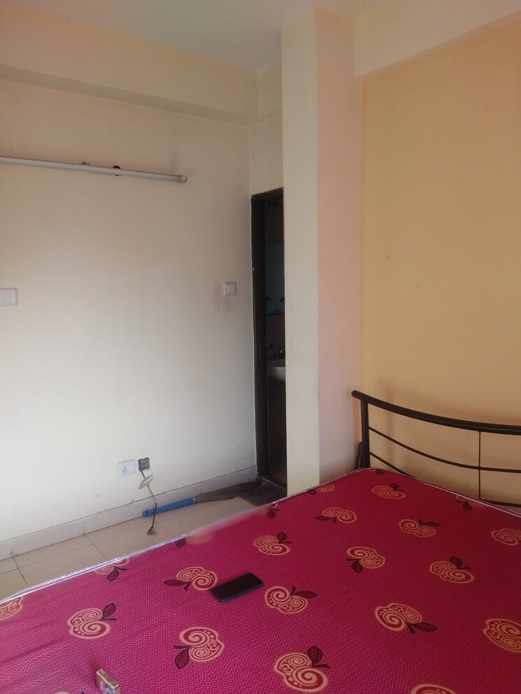 Room, greenfield-city 3 Bedroom 1120 Sq.Ft. Apartment In Maheshtala Kolkata 9552389