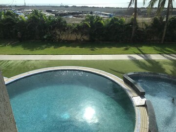 3 BHK Apartment – Garden View at Sterling Seaface, Worli - for Rent