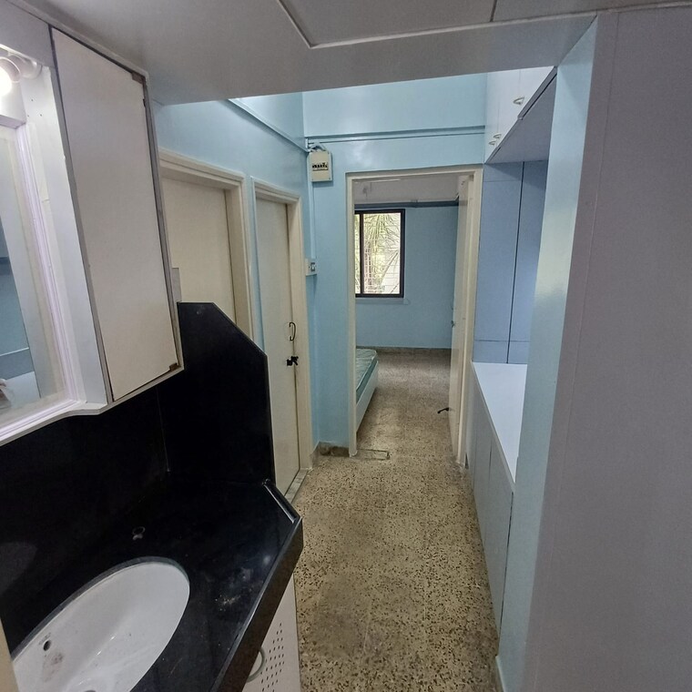 Kitchen, mukund nagar 2 Bedroom 1000 Sq.Ft. Apartment In Mukund Nagar Pune 9552471