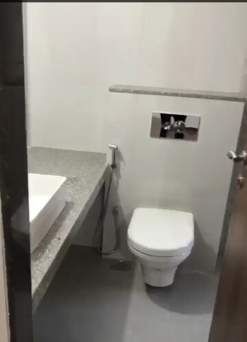 Furnished Amenities in 2 BHK Apartment at Sheth Montana, Mulund West – for Sale