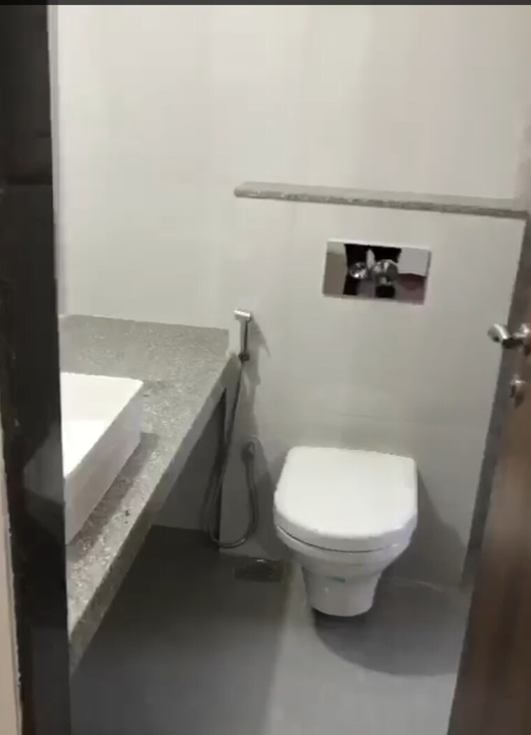 undefined, sheth-montana 2 Bedroom 690 Sq.Ft. Apartment In Mulund West Mumbai 9552480