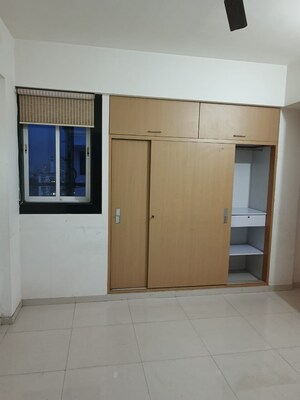 1.5 BHK Apartment For Sale in Rosa Gardenia, Ghodbunder Road