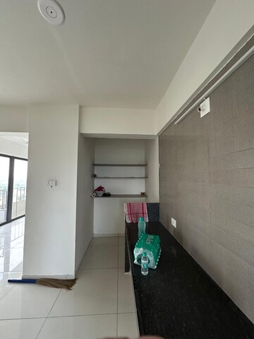 Room in 3 BHK Apartment at Sp Ring Road – for Rent