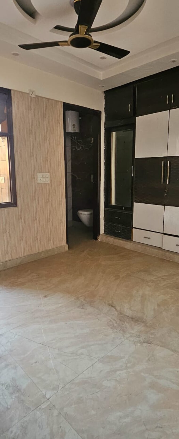 Room, meenakshi garden 2 Bedroom 900 Sq.Ft. Builder Floor In Meenakshi Garden Delhi 9552518