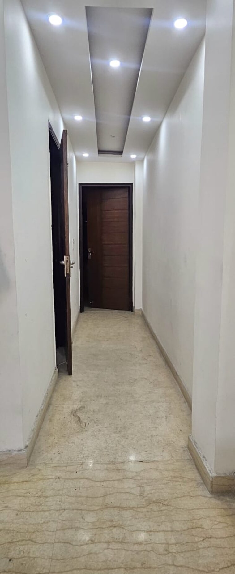 Room, meenakshi garden 2 Bedroom 900 Sq.Ft. Builder Floor In Meenakshi Garden Delhi 9552518