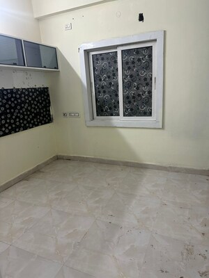 Room in 3 BHK Apartment at Sanath Nagar – for Sale