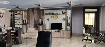 6+ BHK Independent House – Exterior View View at District Center - for Sale