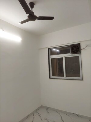 Room in  Office Space at Charai – for Rent