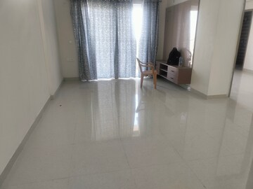 Room in 3 BHK Apartment at Pareena Micasa, Sector 68 – for Rent