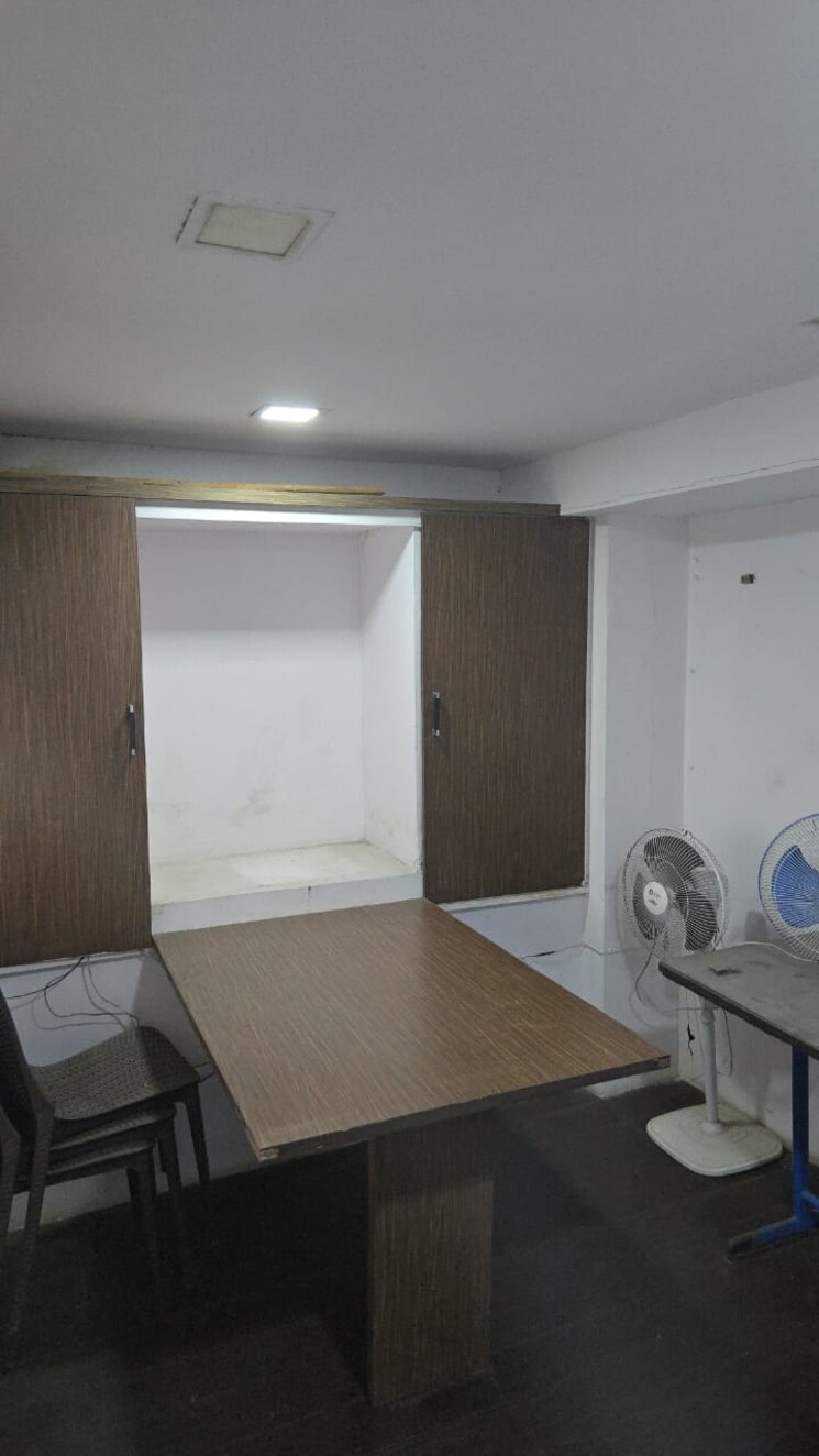 Team Area, punit-chambers Commercial Office Space 1204 Sq.Ft. In Vashi Sector 18 Navi Mumbai 9552563