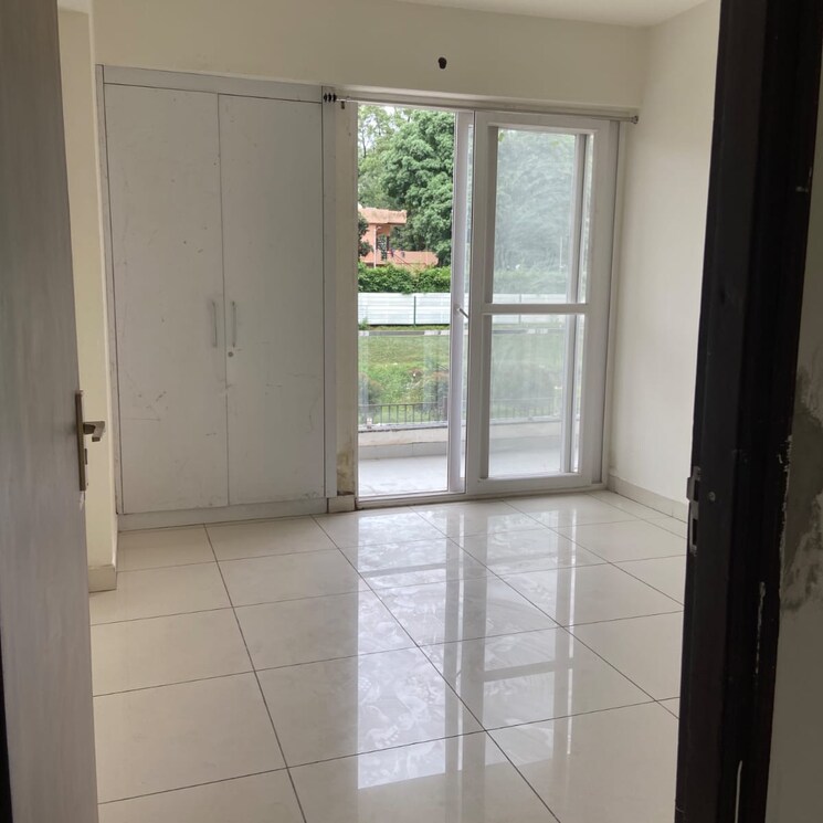 Room, malsi 2 Bedroom 1300 Sq.Ft. Apartment In Malsi Dehradun 9552595