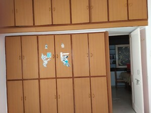 Furnished Amenities in 2 BHK Apartment at Naranpura – for Rent