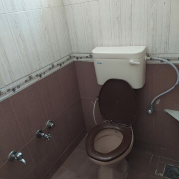 Bathroom in 2 BHK Apartment at Naranpura – for Rent