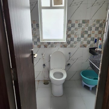 Bathroom in 2 BHK Apartment at Jakhan – for Rent