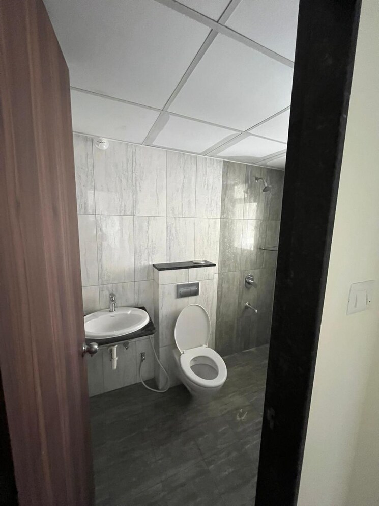 Bathroom, kolte-patil-life-republic 2 Bedroom 628 Sq.Ft. Apartment In Hinjewadi Pune 9552626